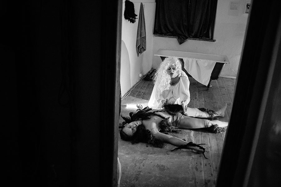 Miłość i&nbsp;teatr, czyli okienko w&nbsp;okienku